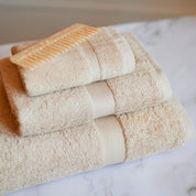 Beige Almonda