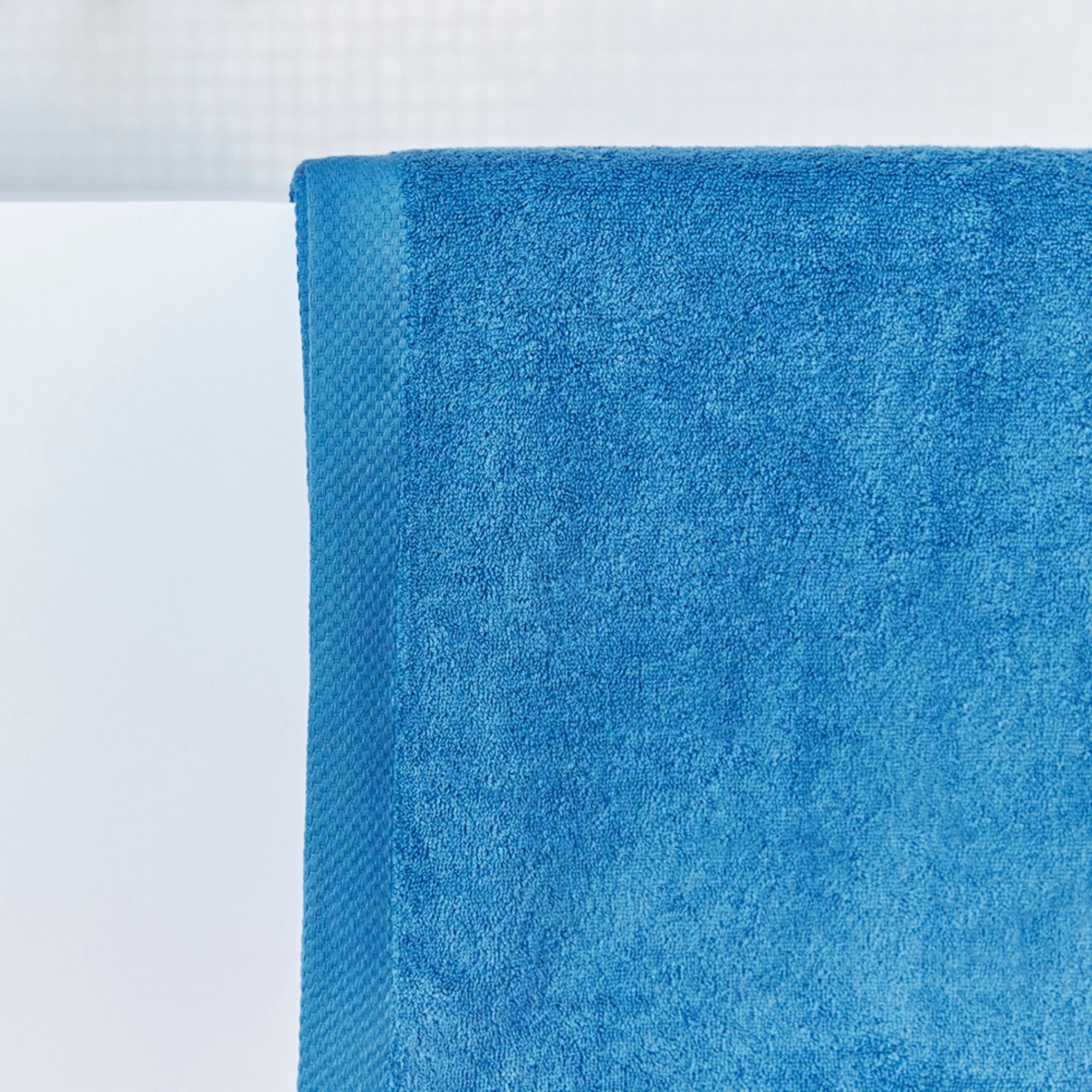 Petroleum blue Luxus