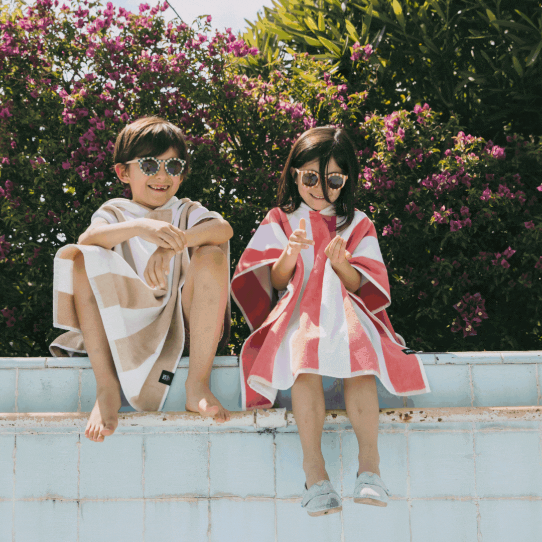 Family day at the beach with Torres Novas