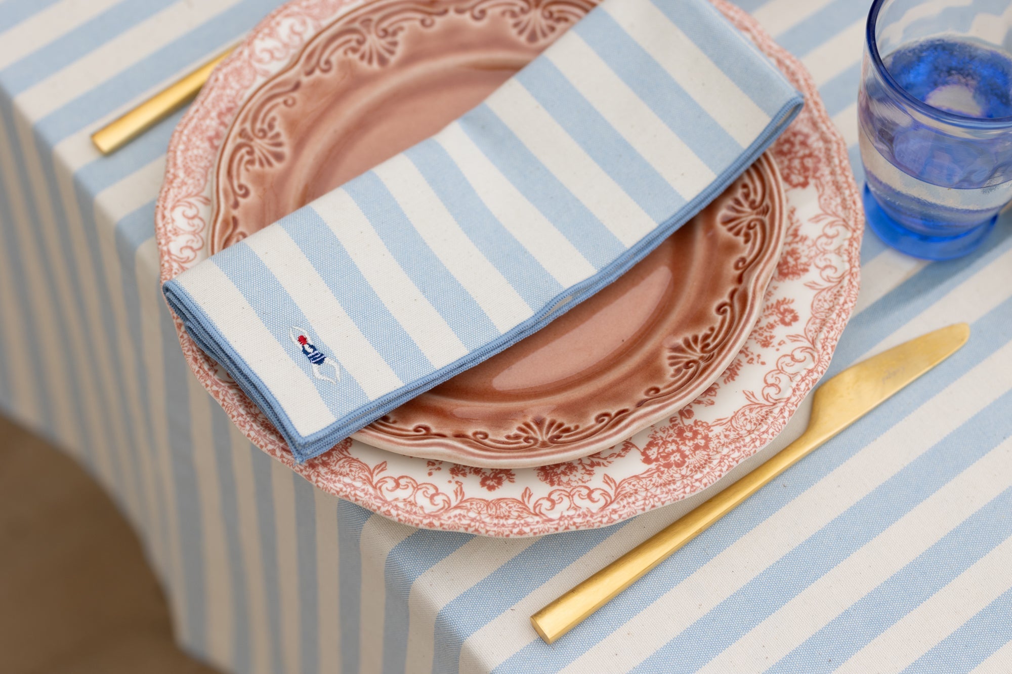 Barra Napkins with embroidery