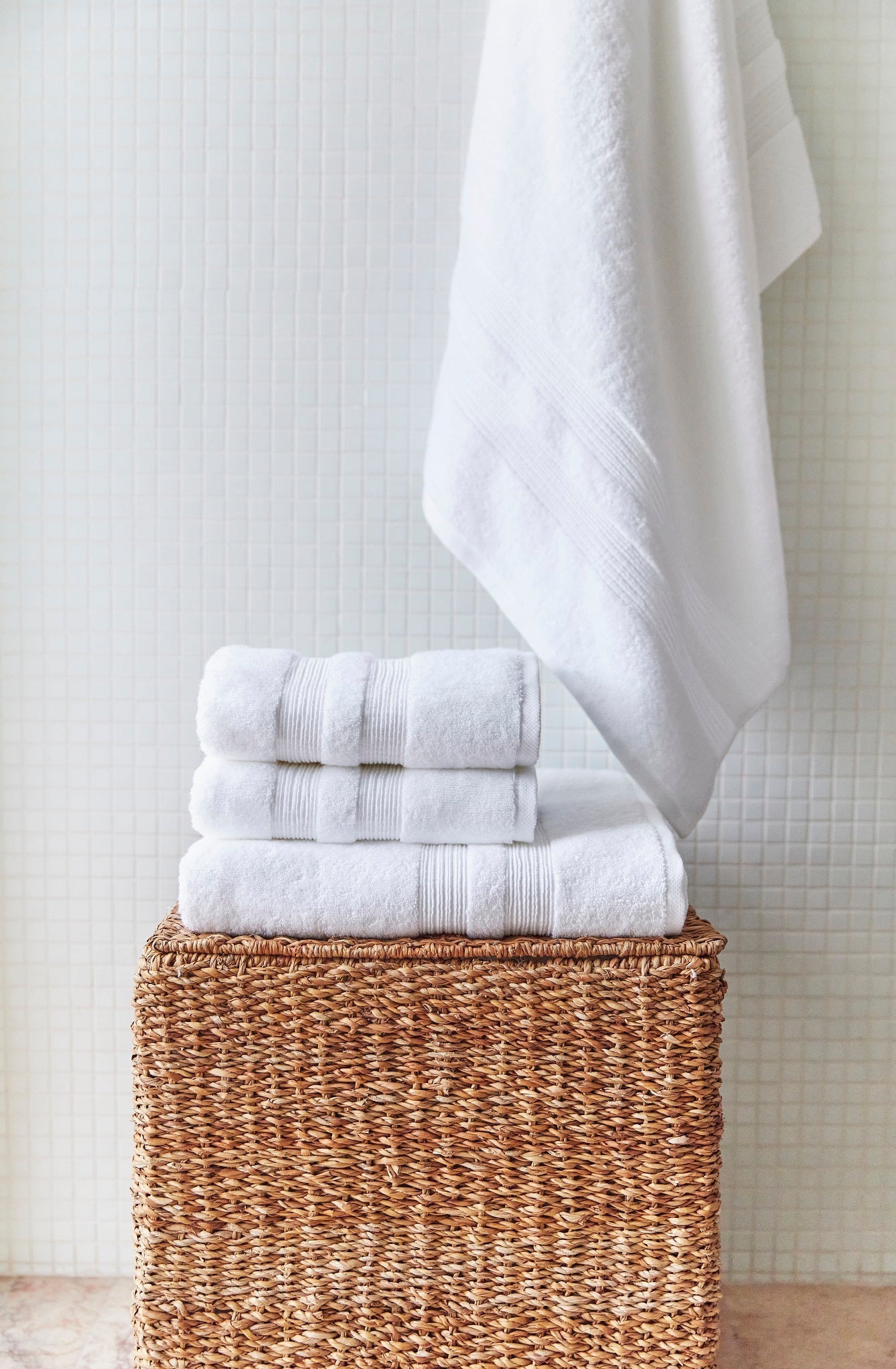White Elegance - Torres Novas