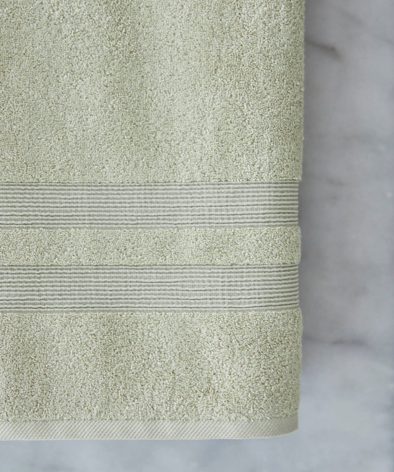 Khaki green Elegance - Torres Novas