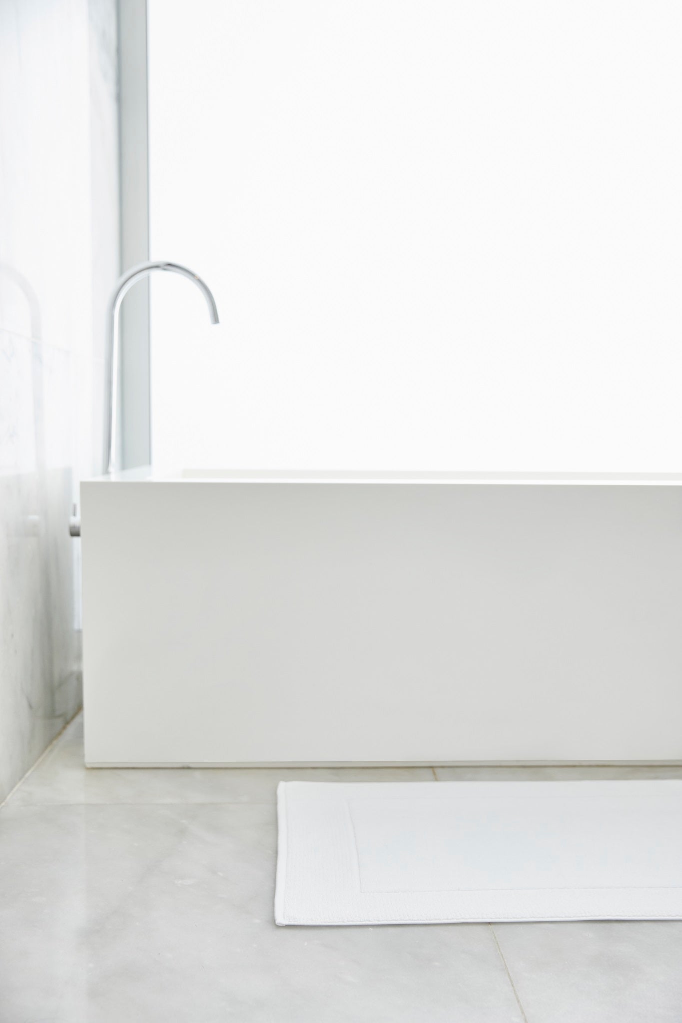 White bath mat - Torres Novas