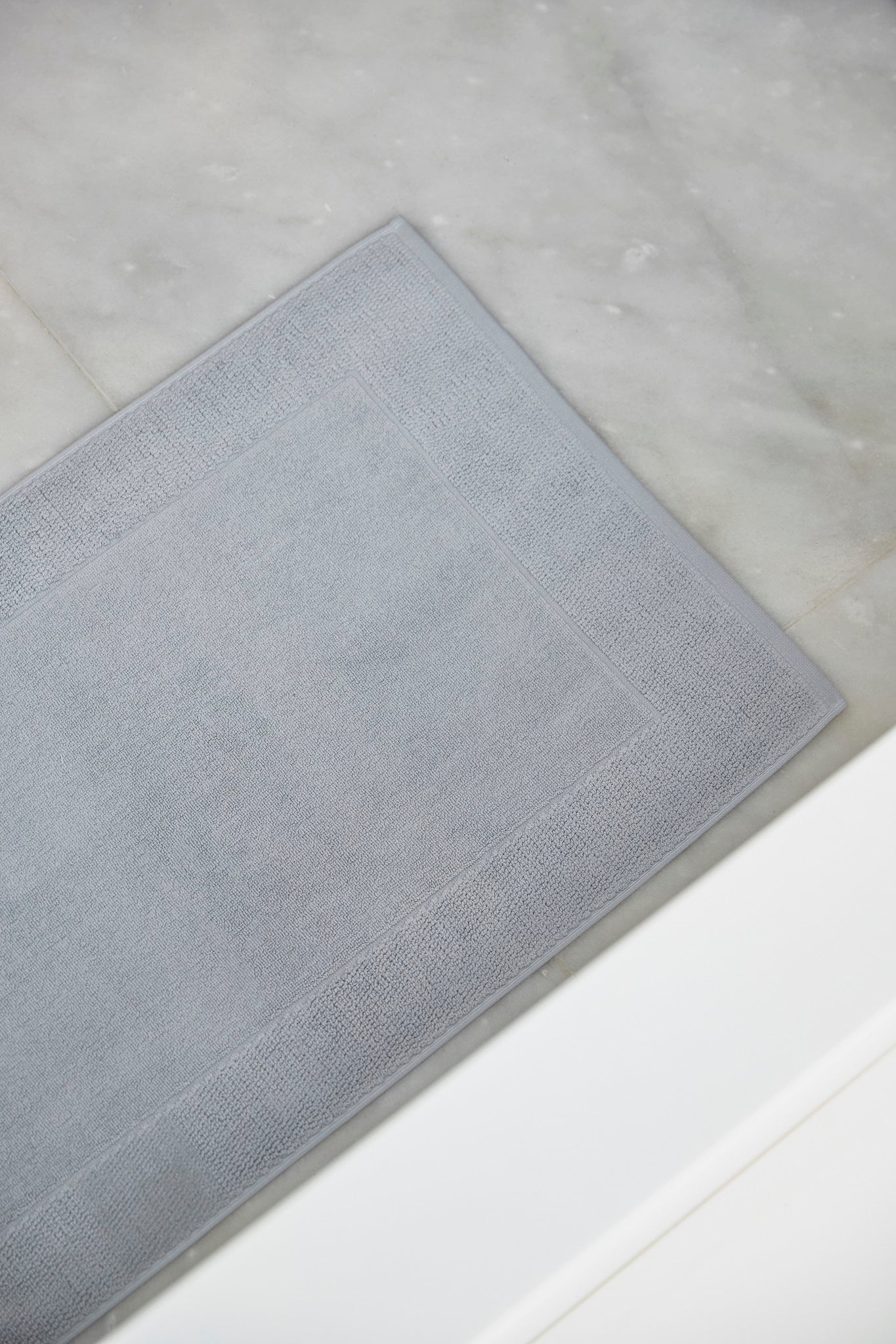 Silver grey bath mat - Torres Novas