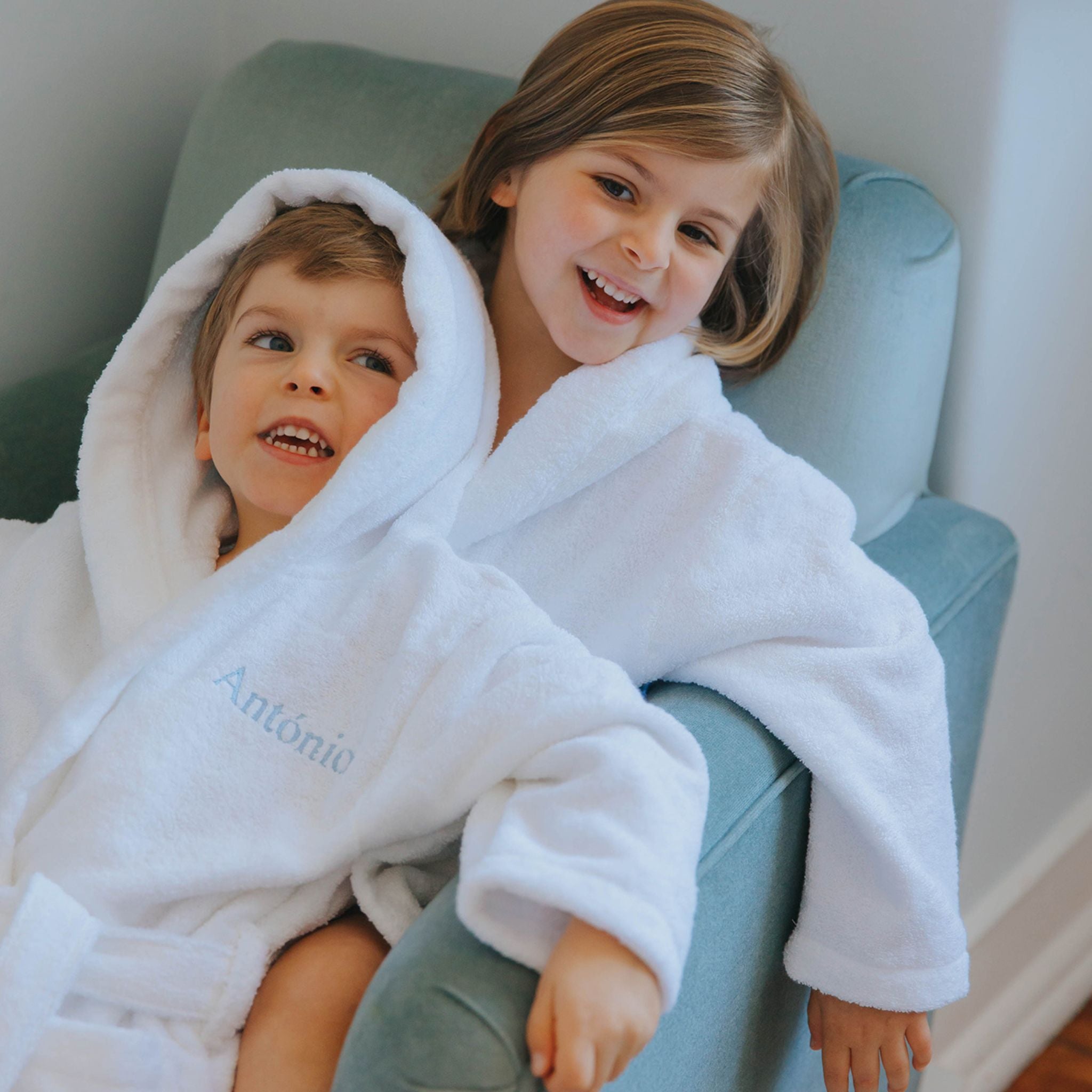 Kids bathrobe