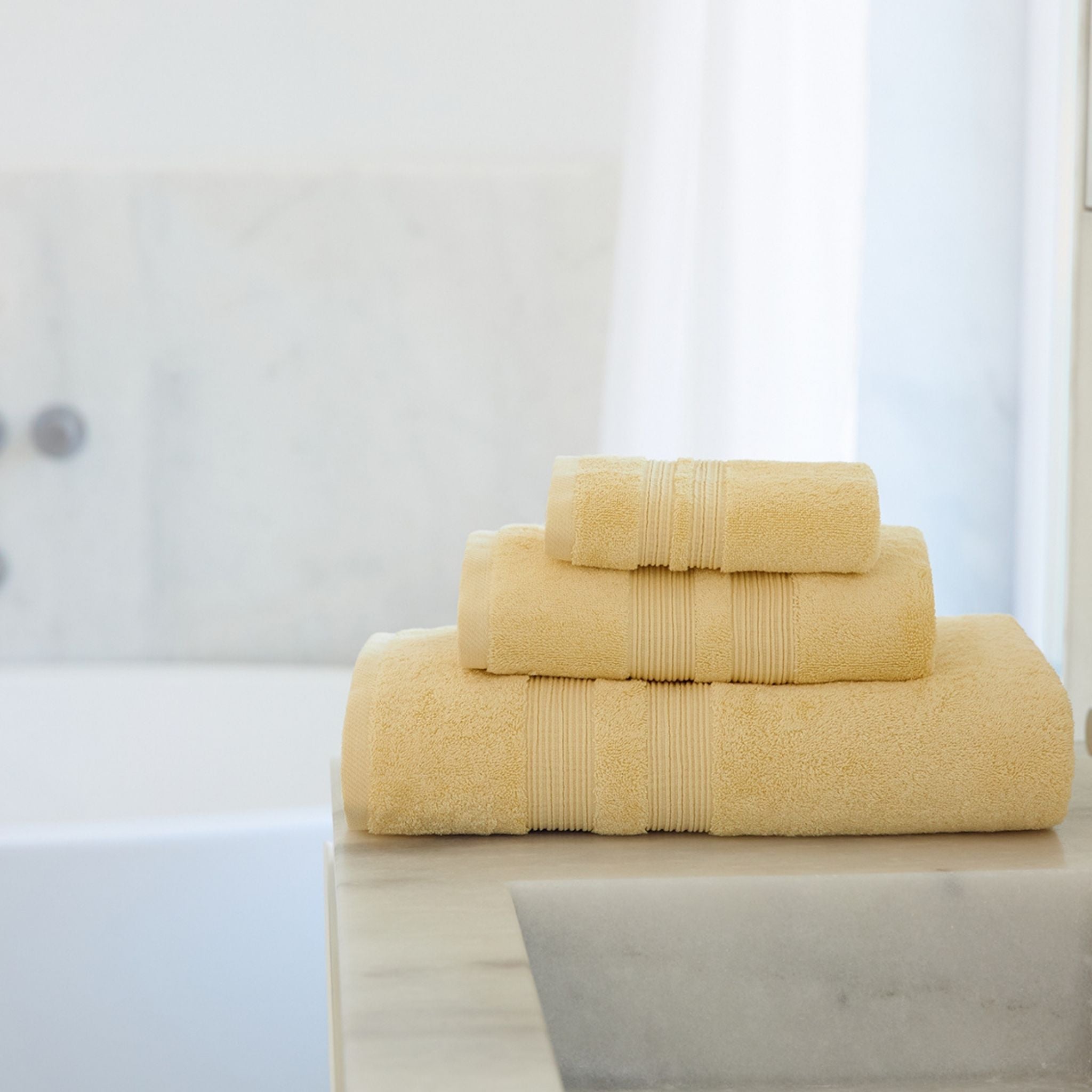 torres-novas-bath-elegance-plain-3-piece-towel-set-yellow-chic-lifestyle-3.jpg