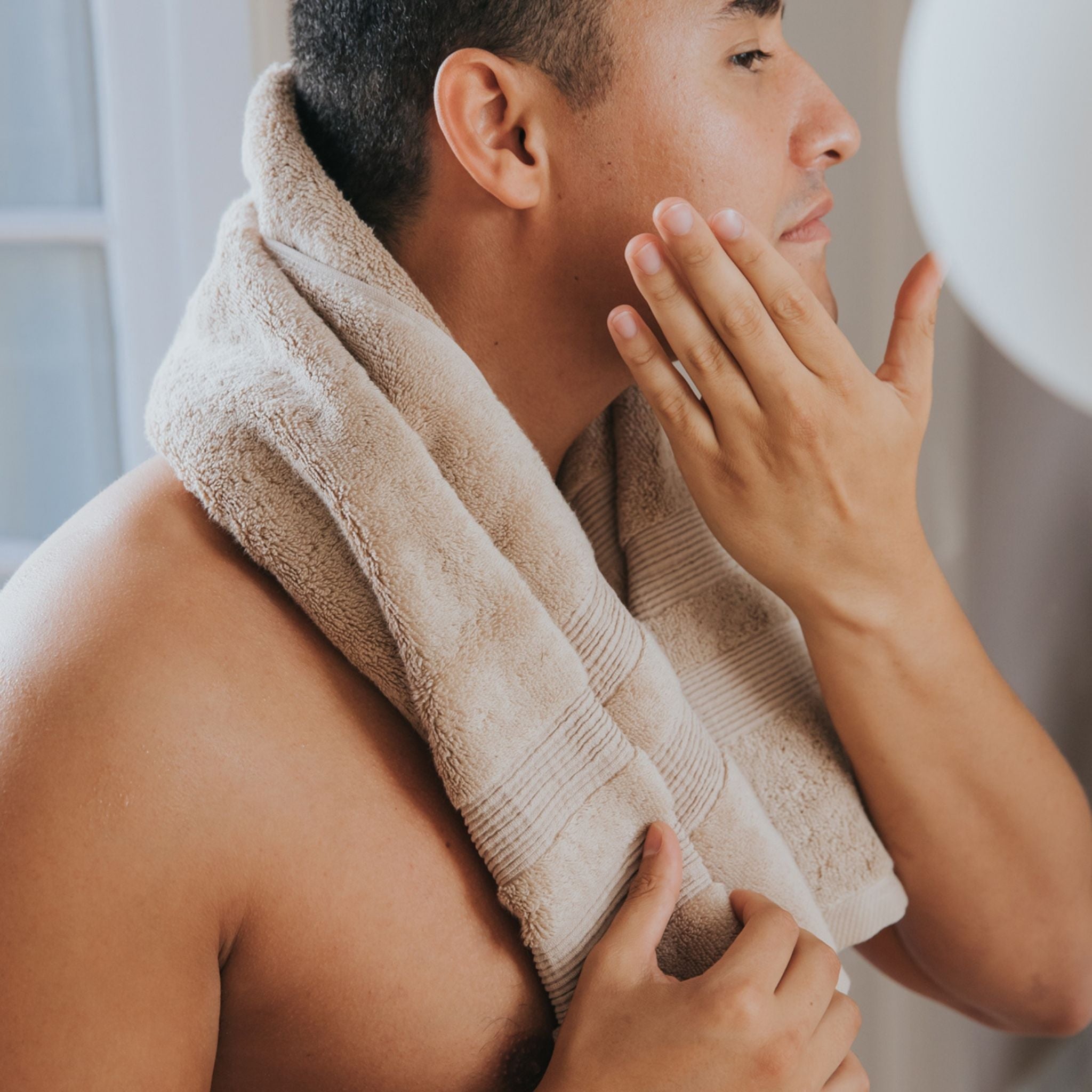 torres-novas-bath-elegance-plain-bath-towel-beige-lifestyle-4.jpg
