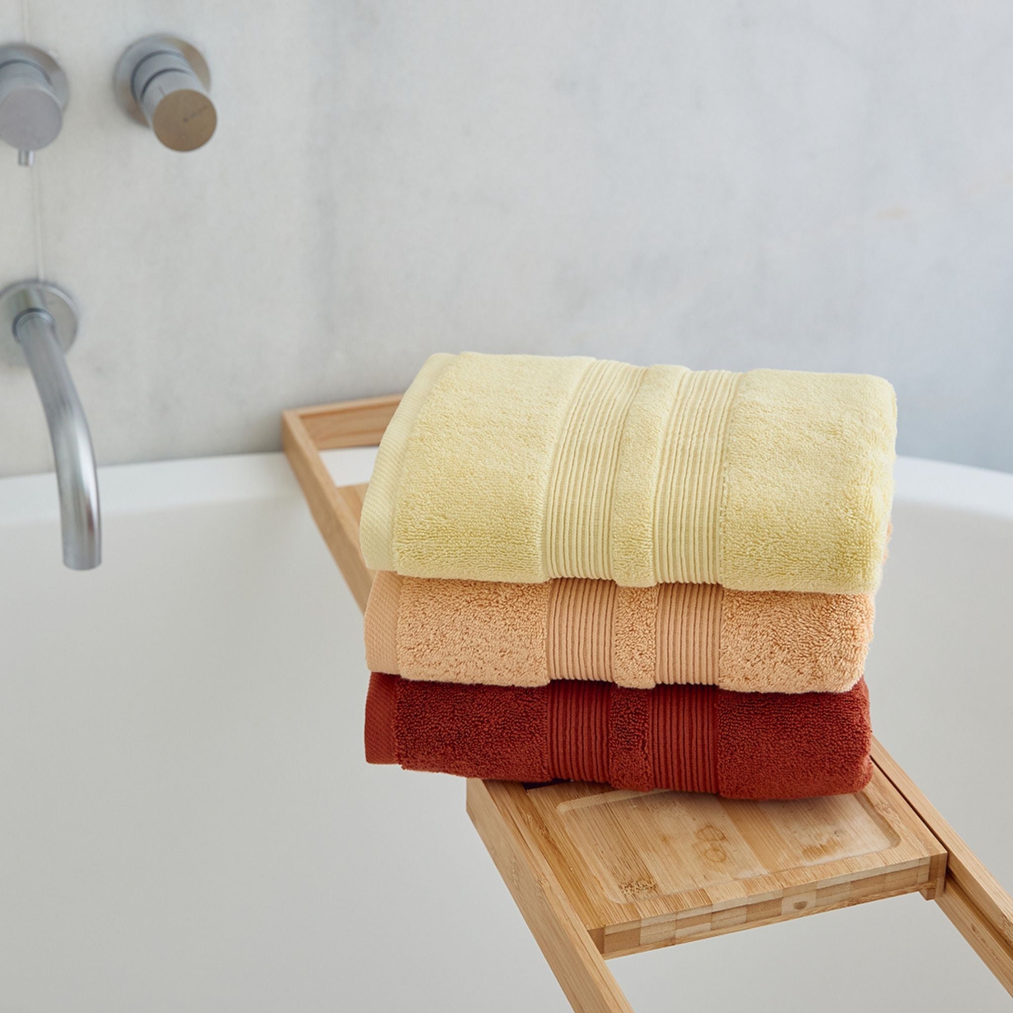 torres-novas-bath-elegance-plain-bath-towel-cognac-lifestyle-4_1803a7e6-c871-432f-bc18-e4e0e98f68d9.jpg