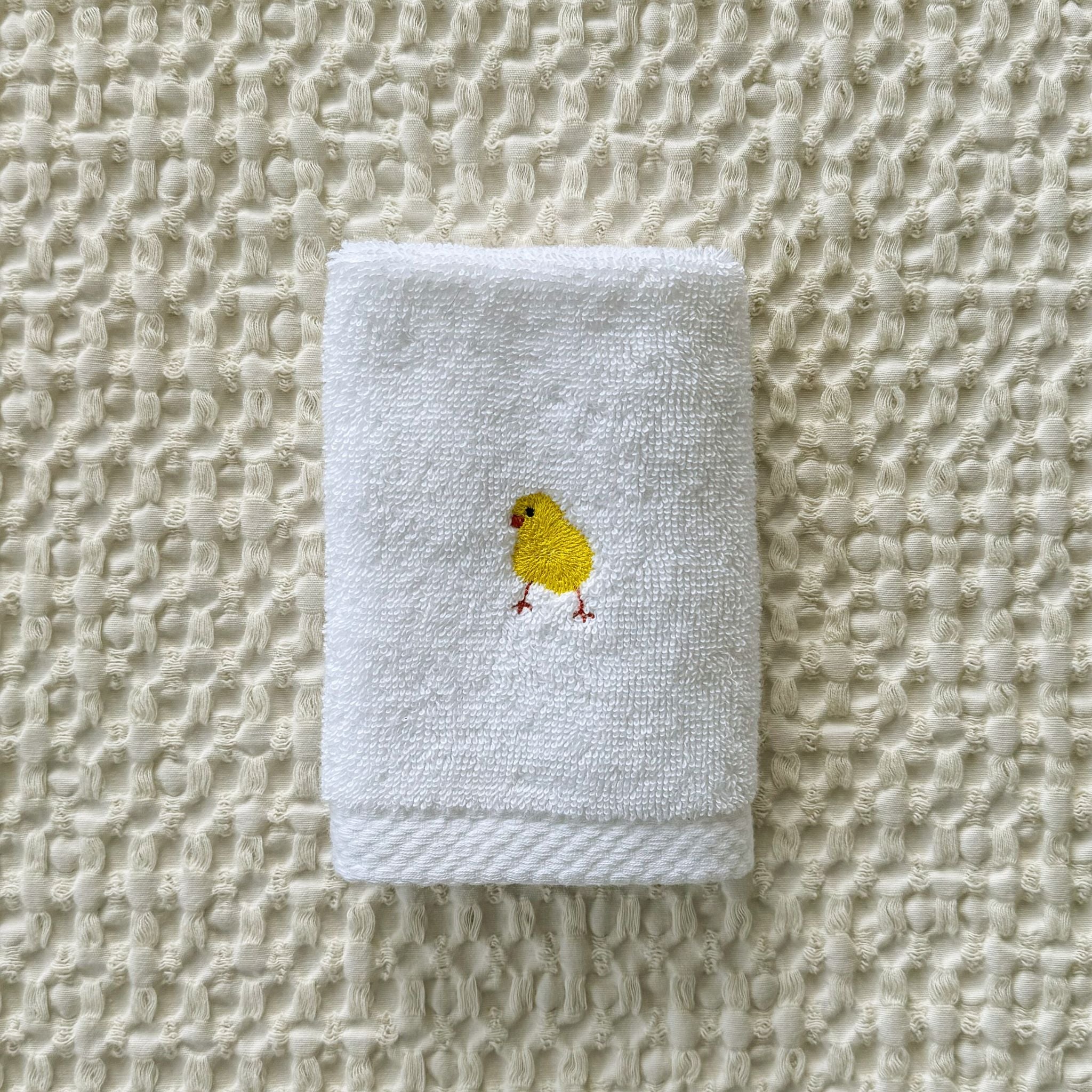 White Luxus with Easter embroidery - Torres Novas