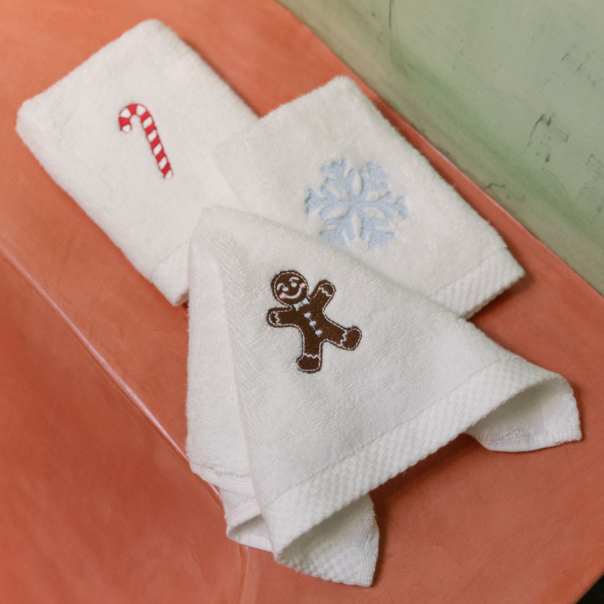 Face towel with christmas embroidery - Torres Novas