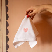 Luxus face towel with embroidered heart