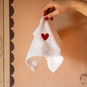 Luxus face towel with embroidered heart