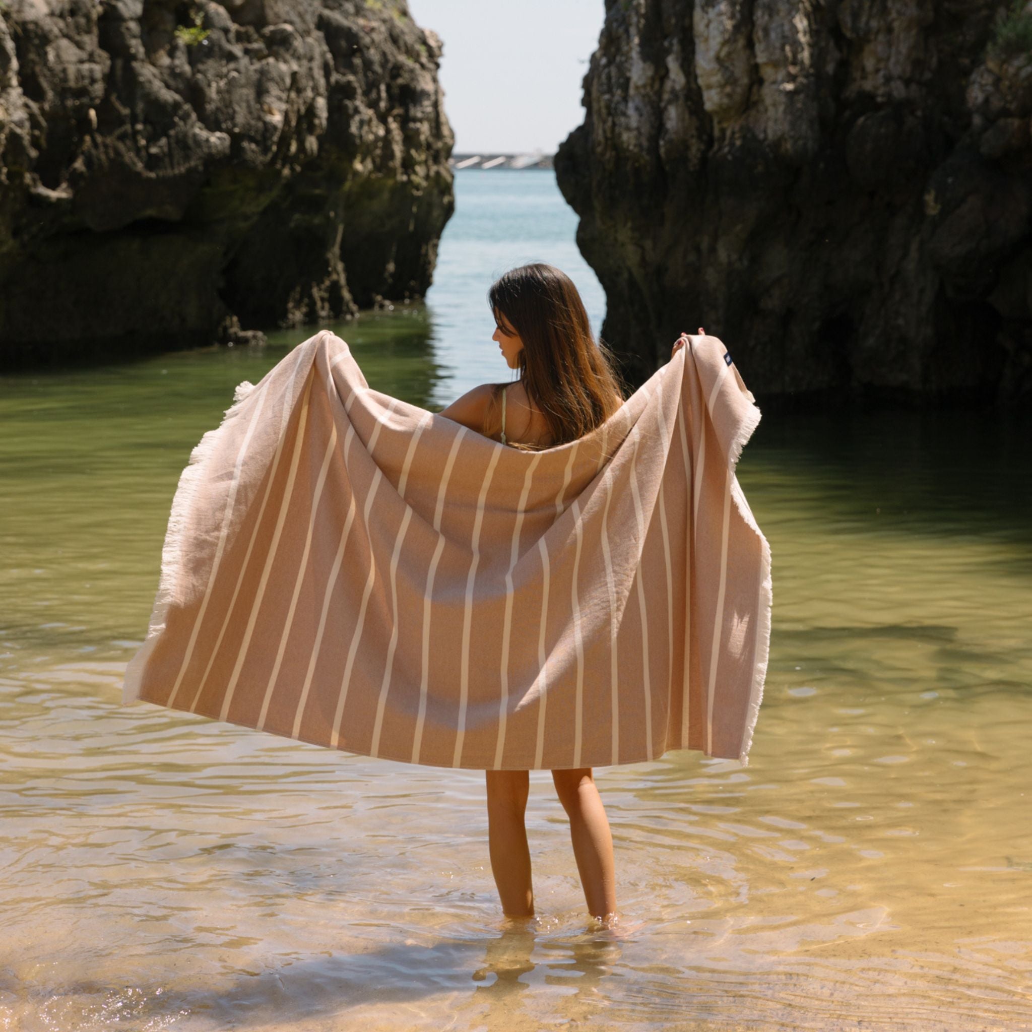torres-novas-beach-belem-horizontal-stripes-towel-beige-lifestyle-1.jpg