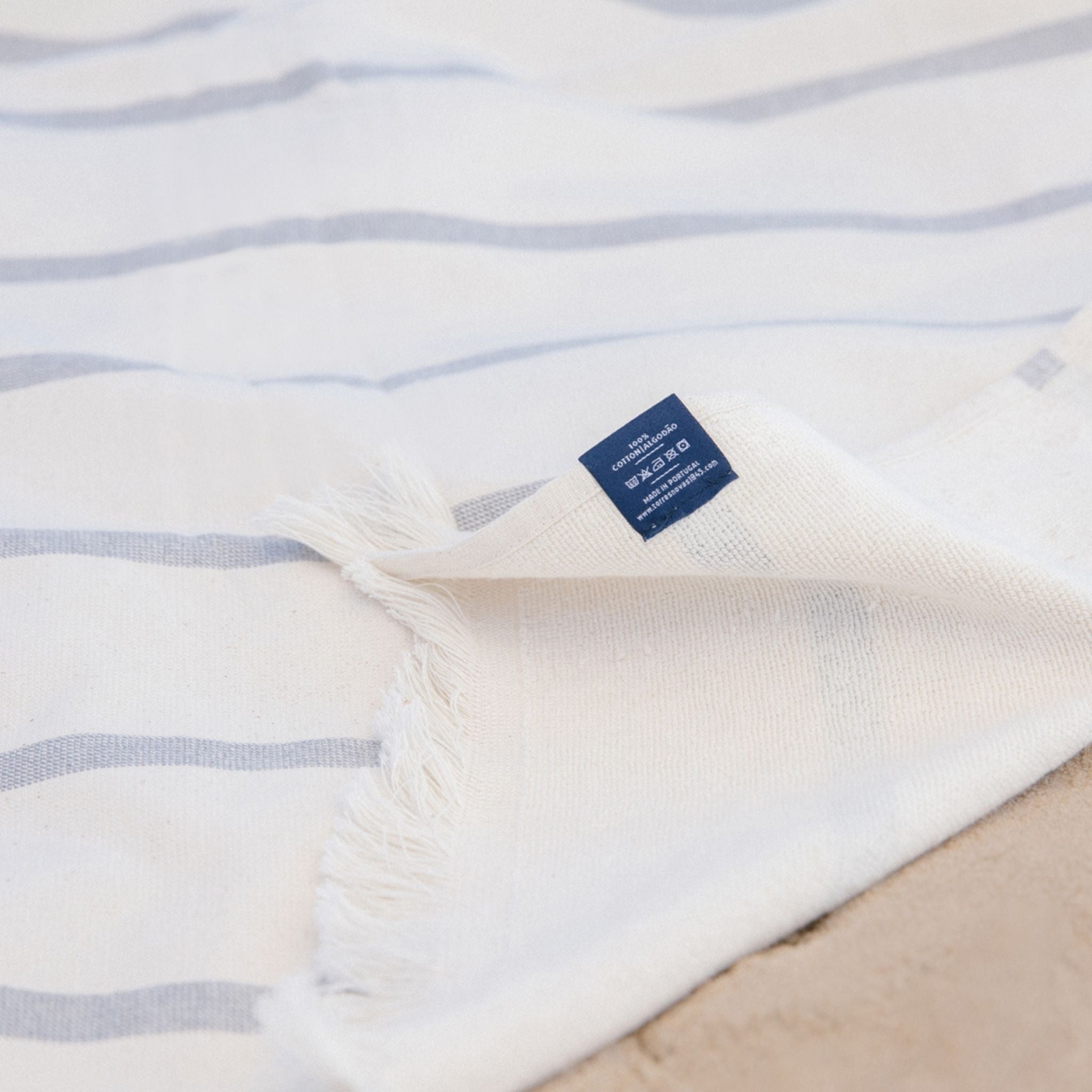 torres-novas-beach-boa-nova-horizontal-stripes-towel-grey-lifestyle-2.jpg