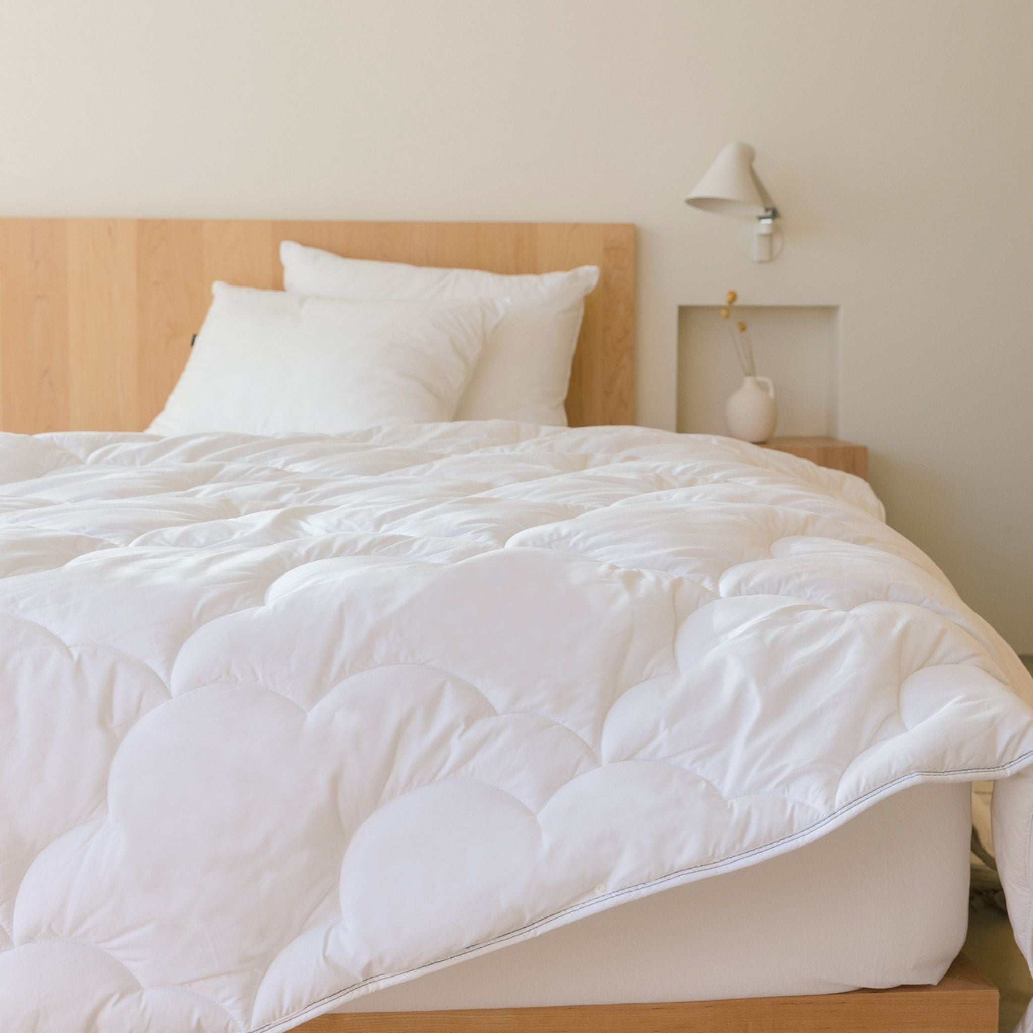 torres-novas-bed-inserts-cloud-duvet-cover-white-lifestyle-1.jpg
