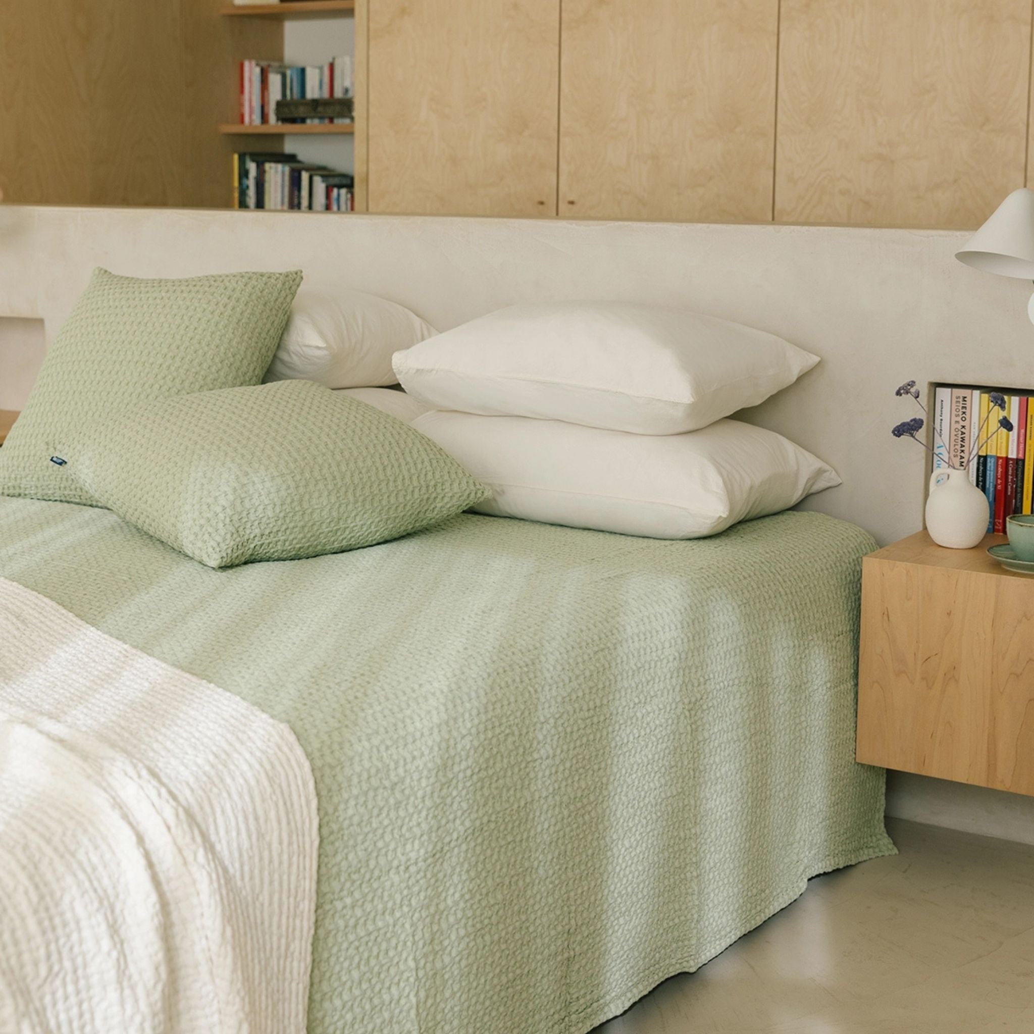 Khaki green Santa Luzia Waffle Bedspreads
