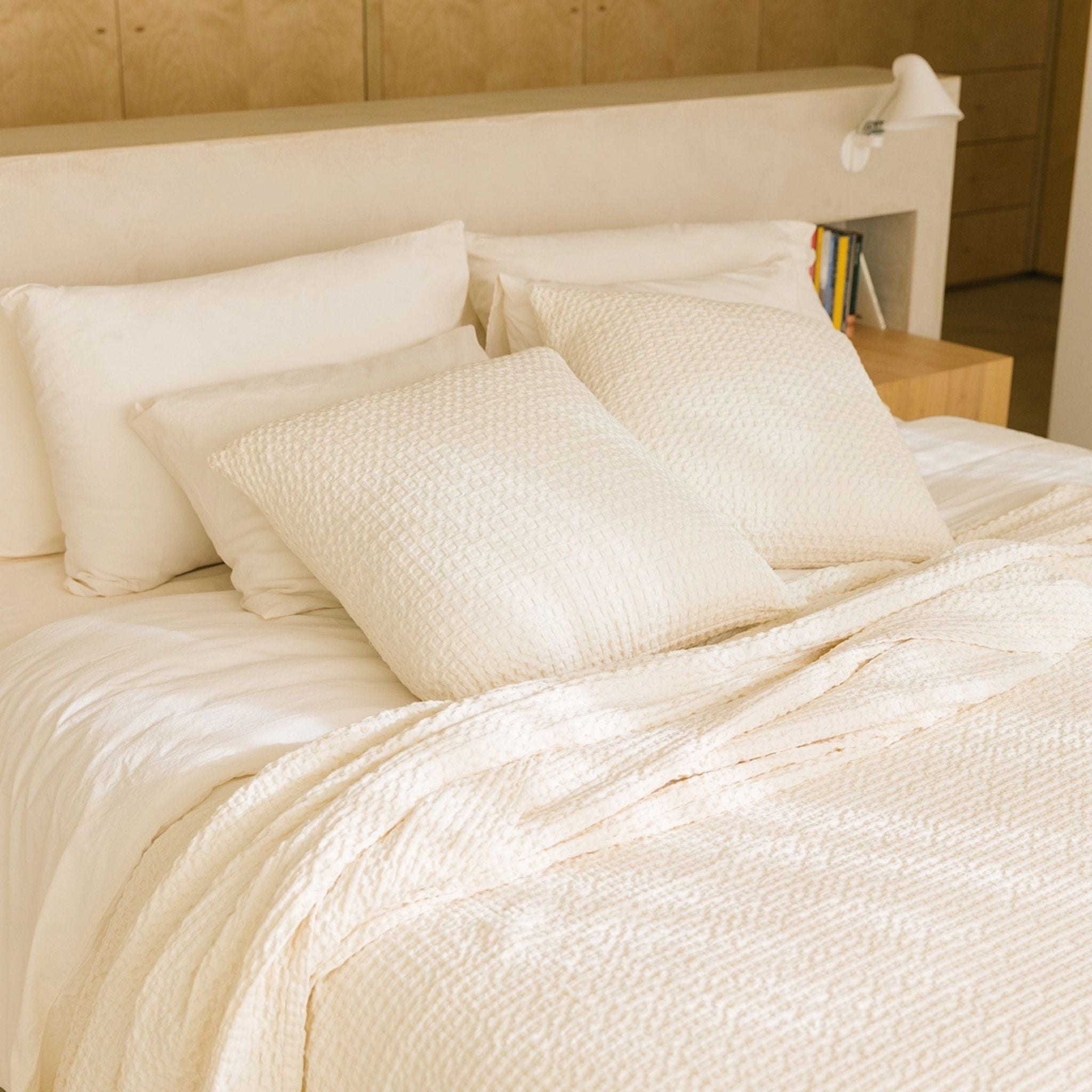 Santa Luzia Waffle Bedspreads