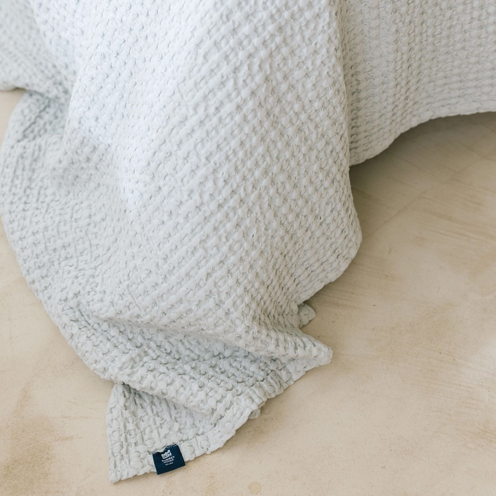 Silver grey Santa Luzia Waffle Bedspreads