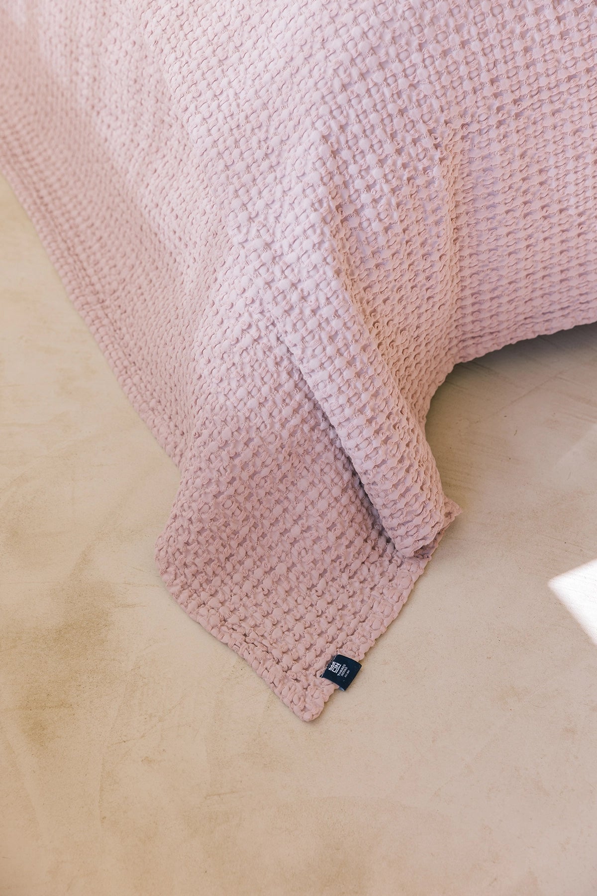 Old pink Santa Luzia Waffle Bedspreads