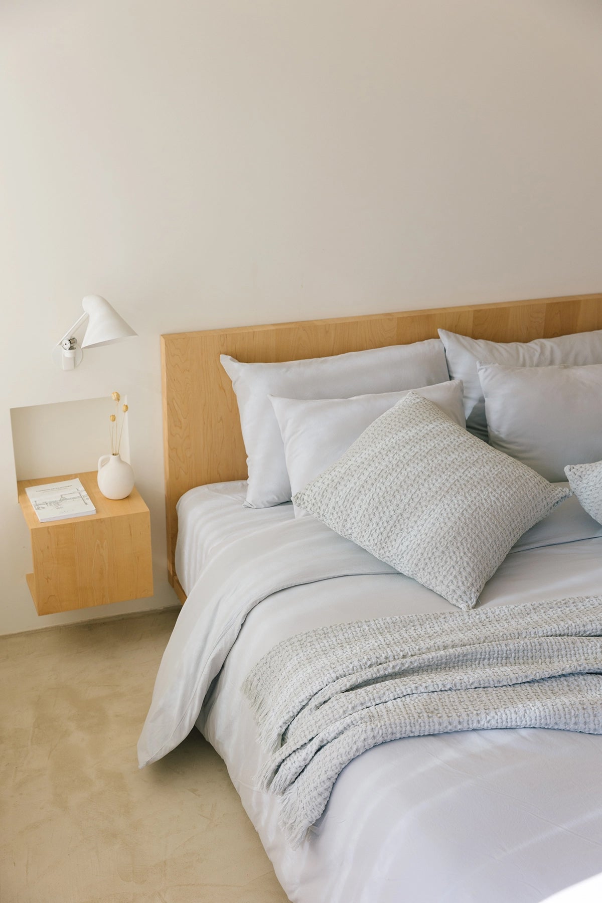 Silver grey Santa Luzia Waffle Bedspreads