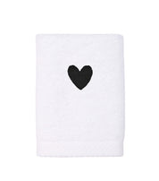 Luxus face towel with embroidered heart