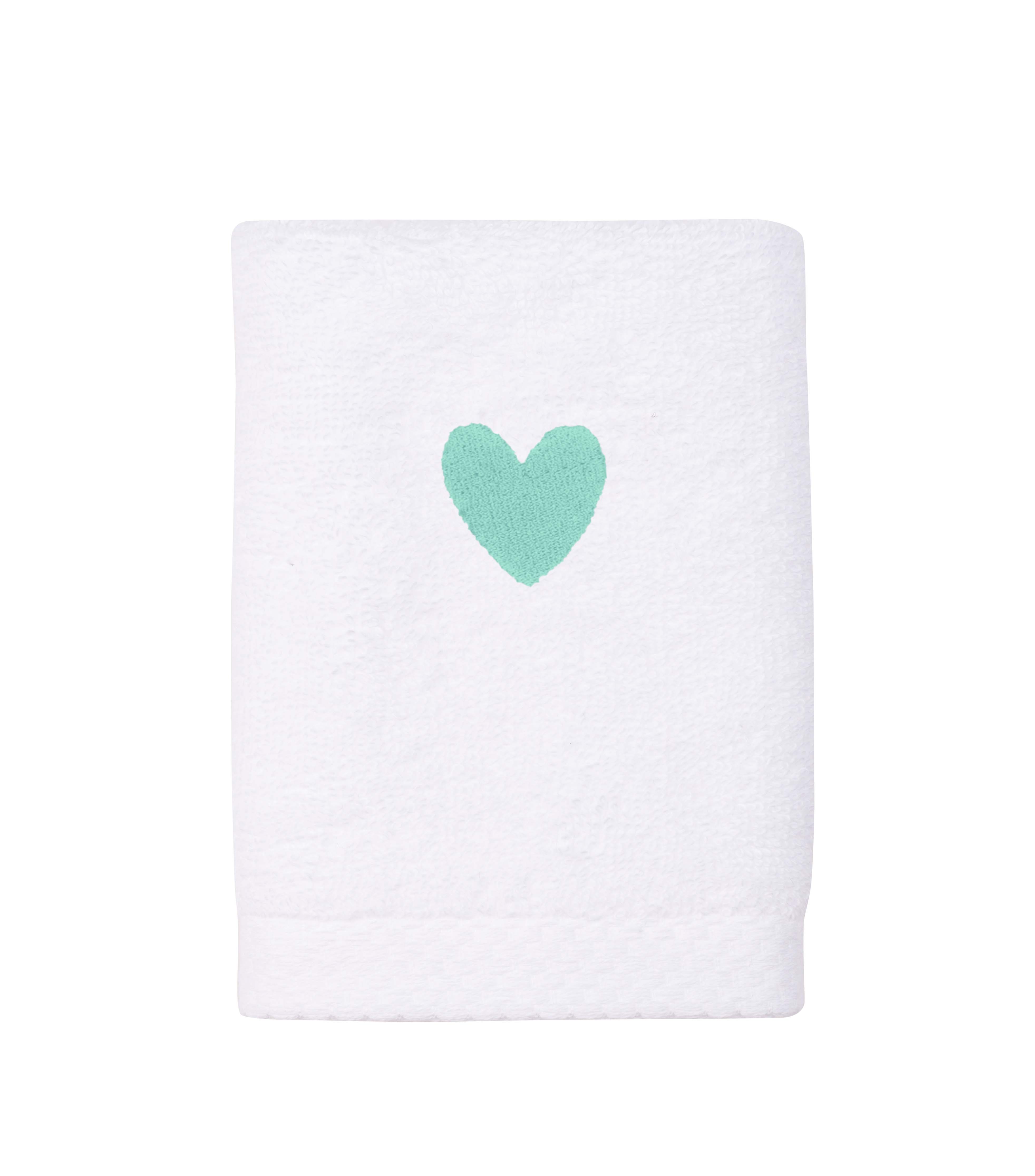 Luxus face towel with embroidered heart