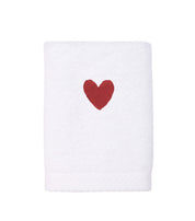 Luxus face towel with embroidered heart