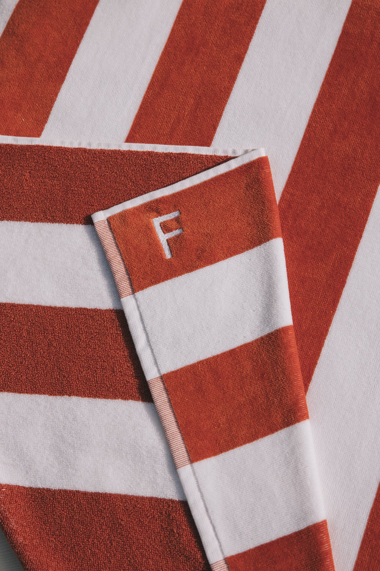 torres-novas-gibalta-beach-towels-vertical-stripes-product-terracotta-2_1_d7bc2cb9-bdd9-430d-b687-1d93c16644b4.jpg
