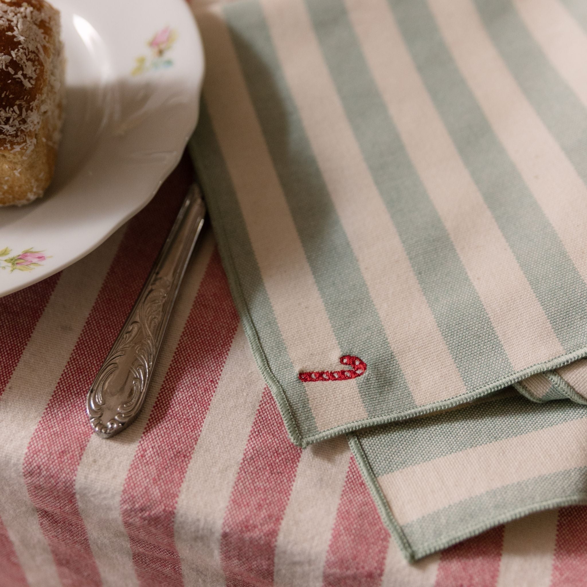 Barra napkins with small christmas embroidery - Torres Novas