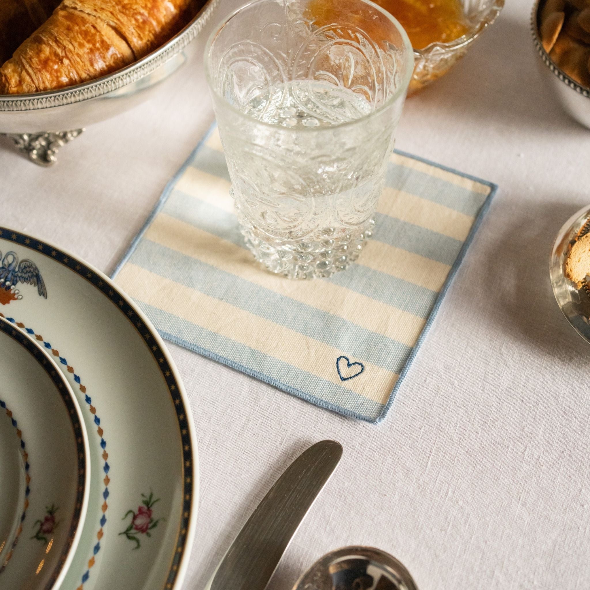 Barra Napkins with heart embroidery - Torres Novas