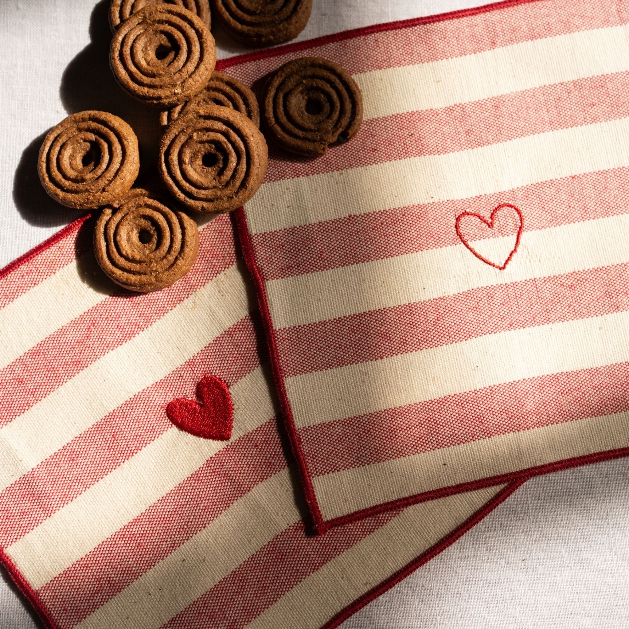 Barra Napkins with heart embroidery - Torres Novas