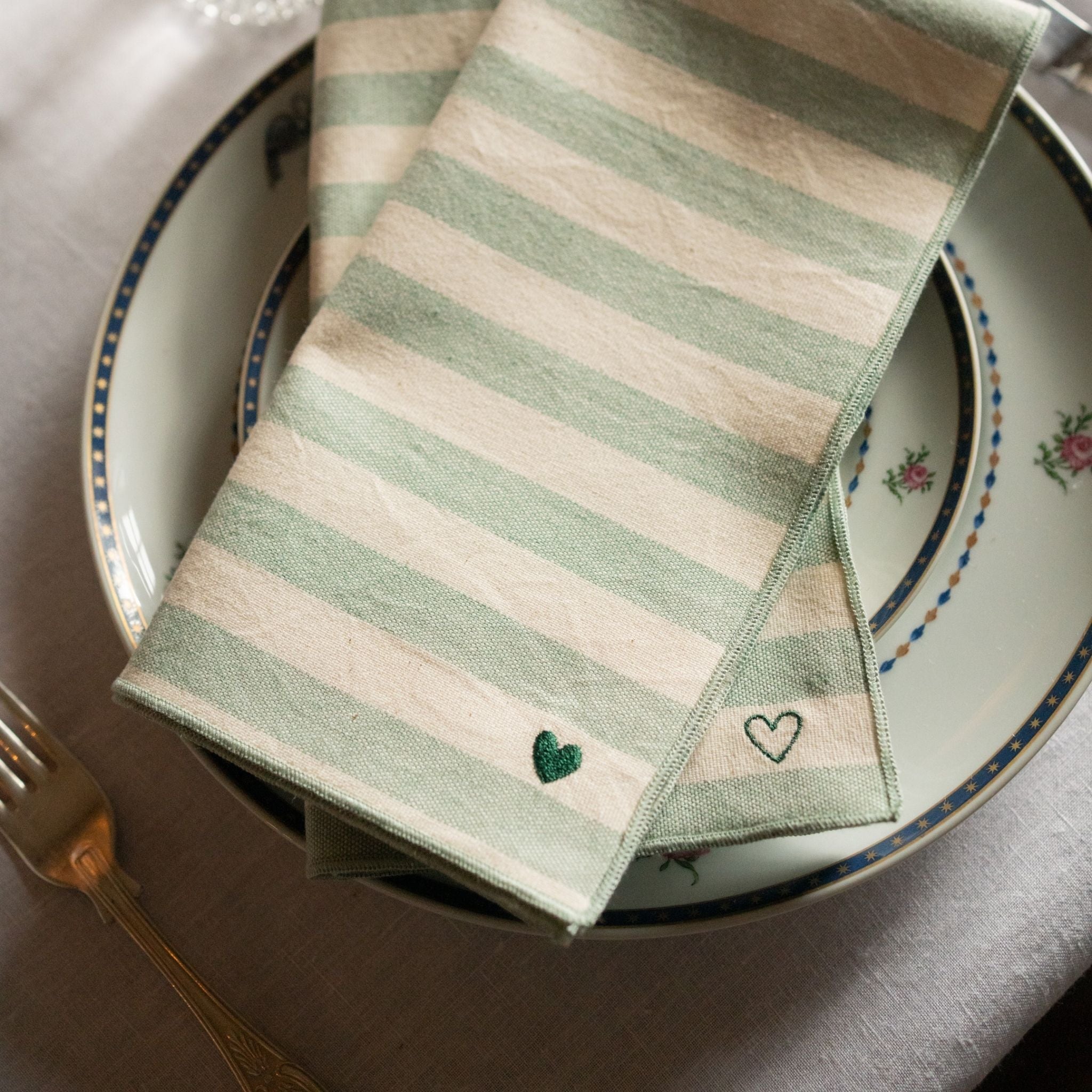 Barra Napkins with heart embroidery - Torres Novas