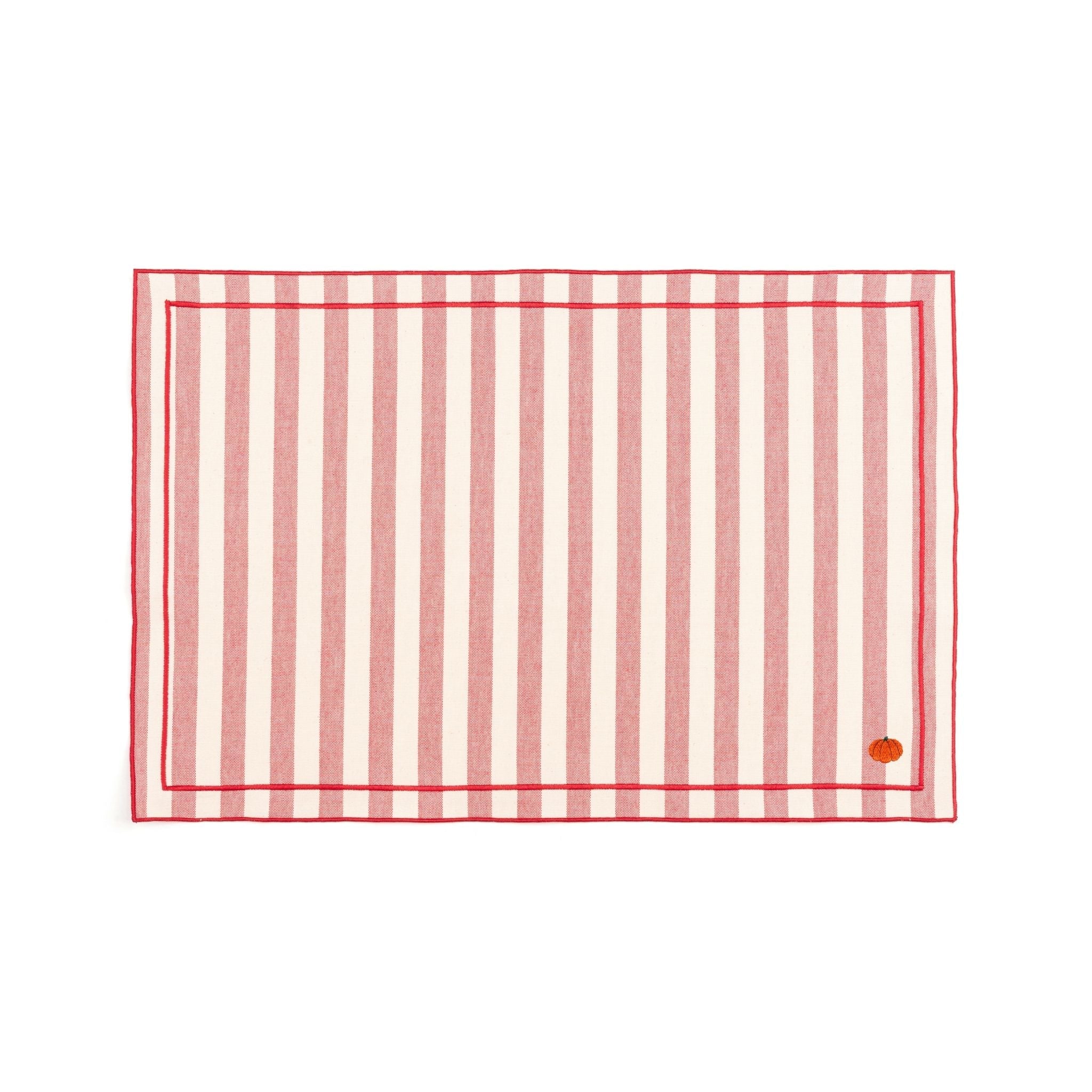 Barra cotton table linen with embroidered autumn motifs