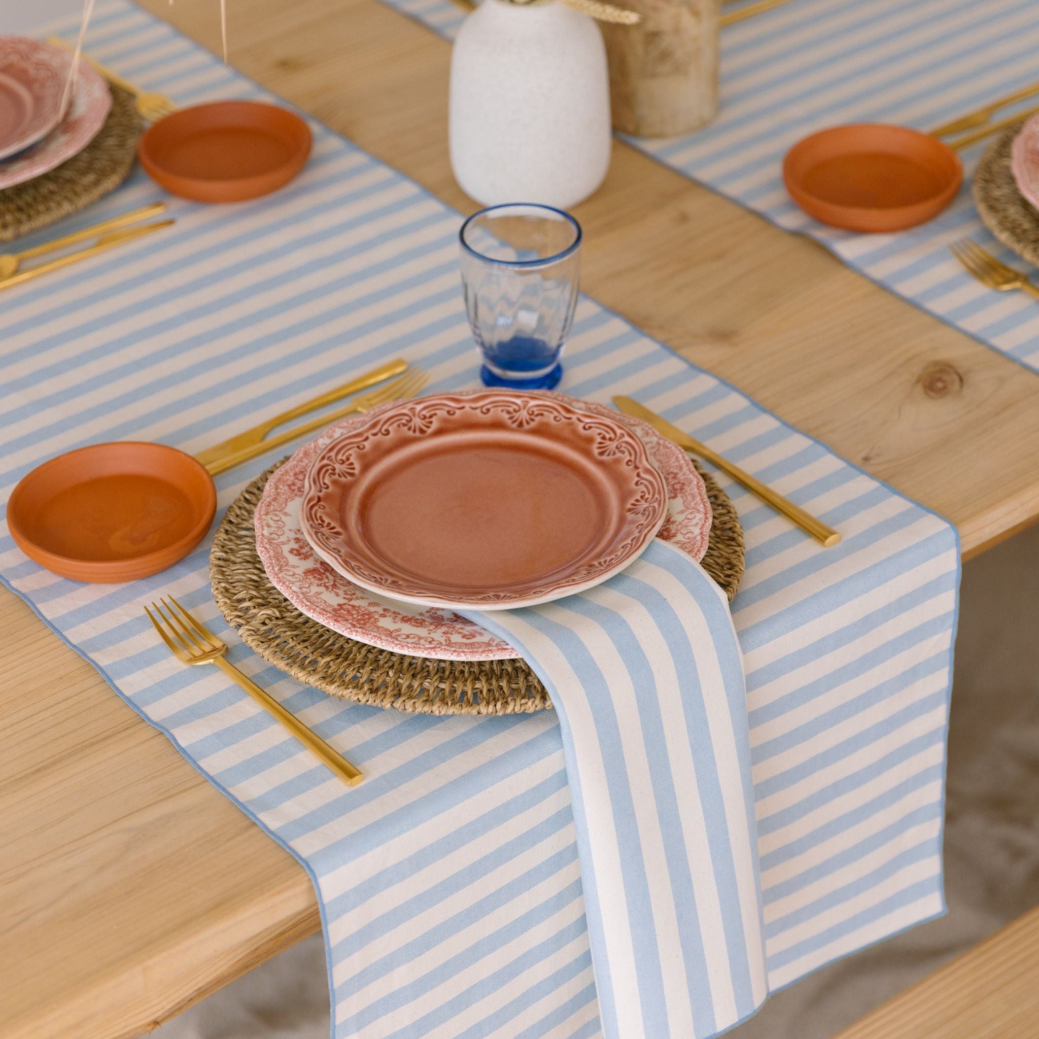 Blue sky Barra Table Linen