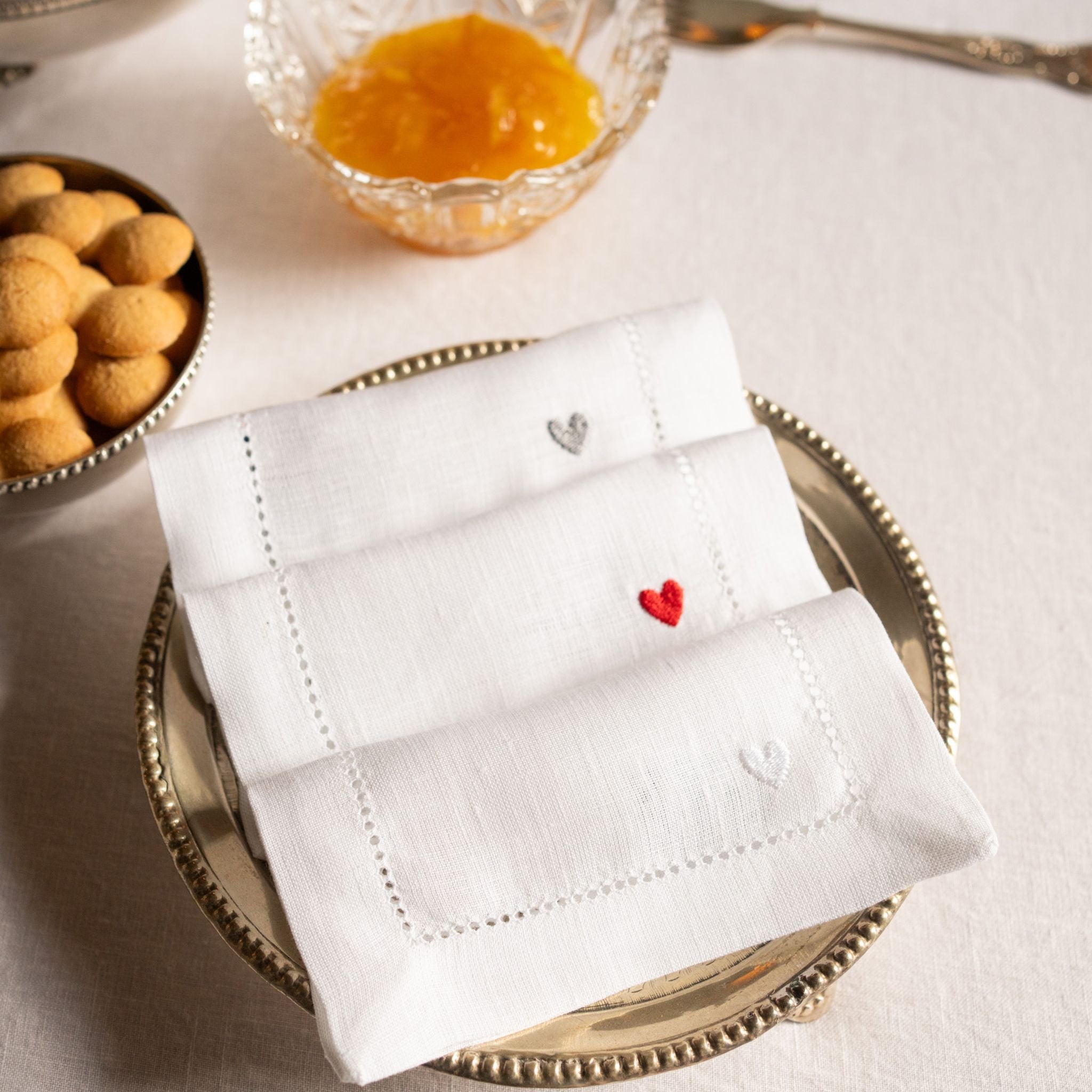 Mafra linen with heart embroidery - Torres Novas