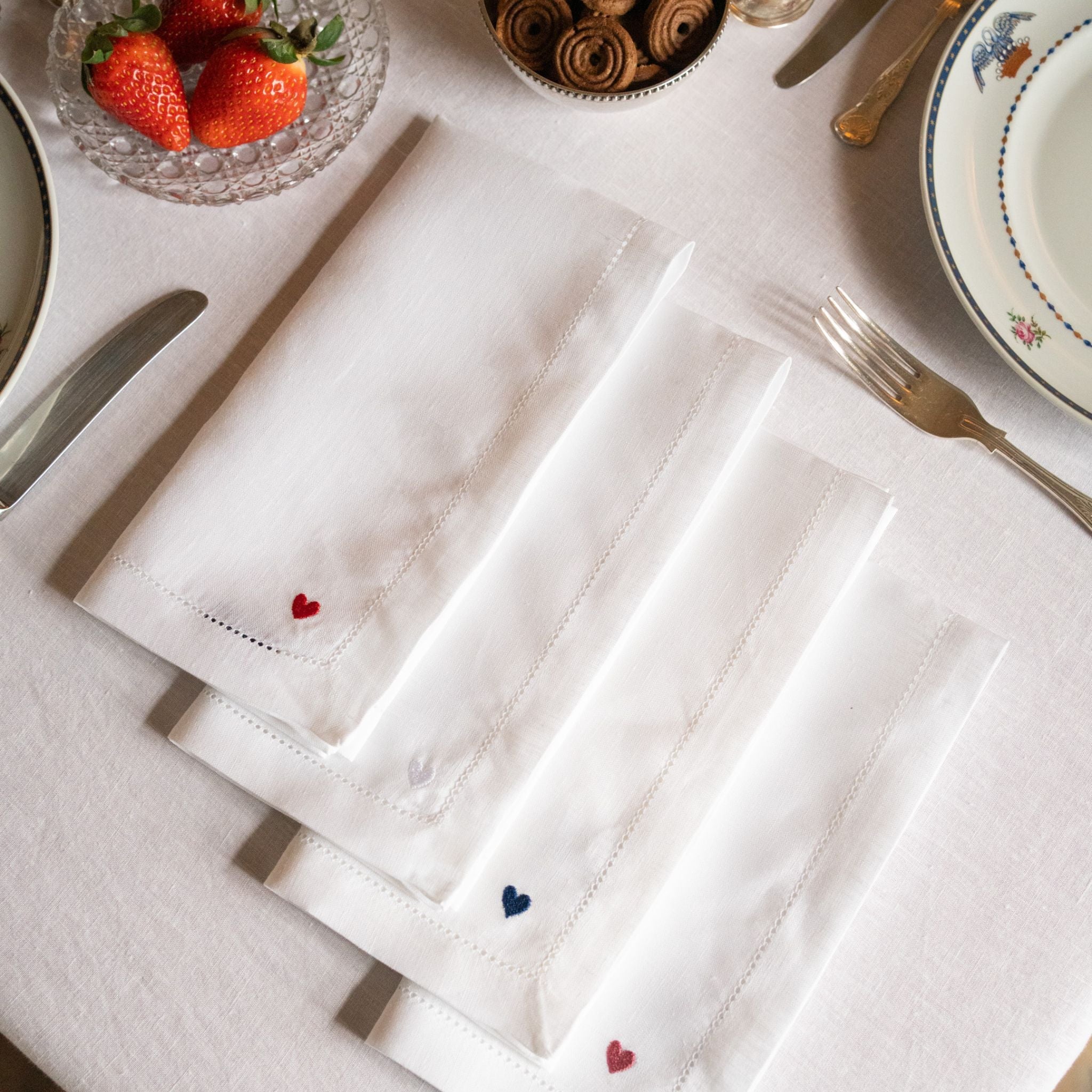 Mafra linen with heart embroidery - Torres Novas
