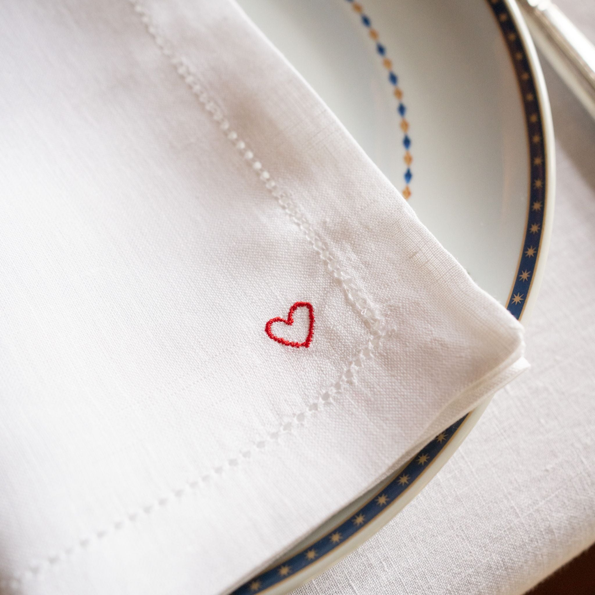 Mafra linen with heart embroidery - Torres Novas