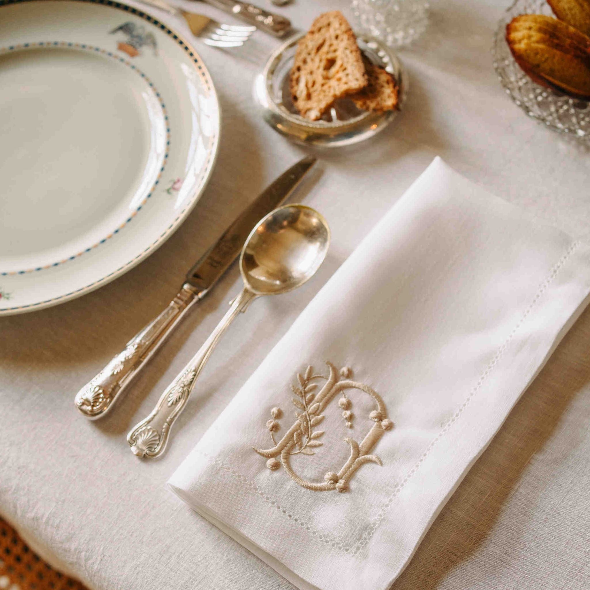 Mafra cotton letter embroidery napkins - Torres Novas