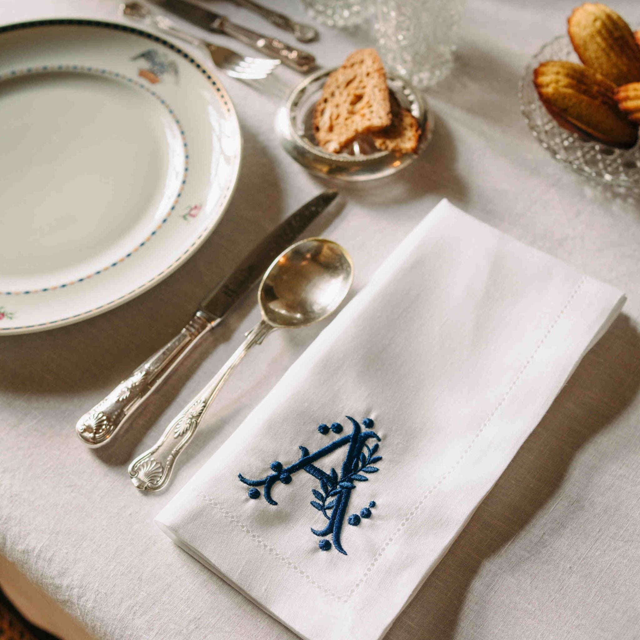 Mafra cotton letter embroidery napkins - Torres Novas