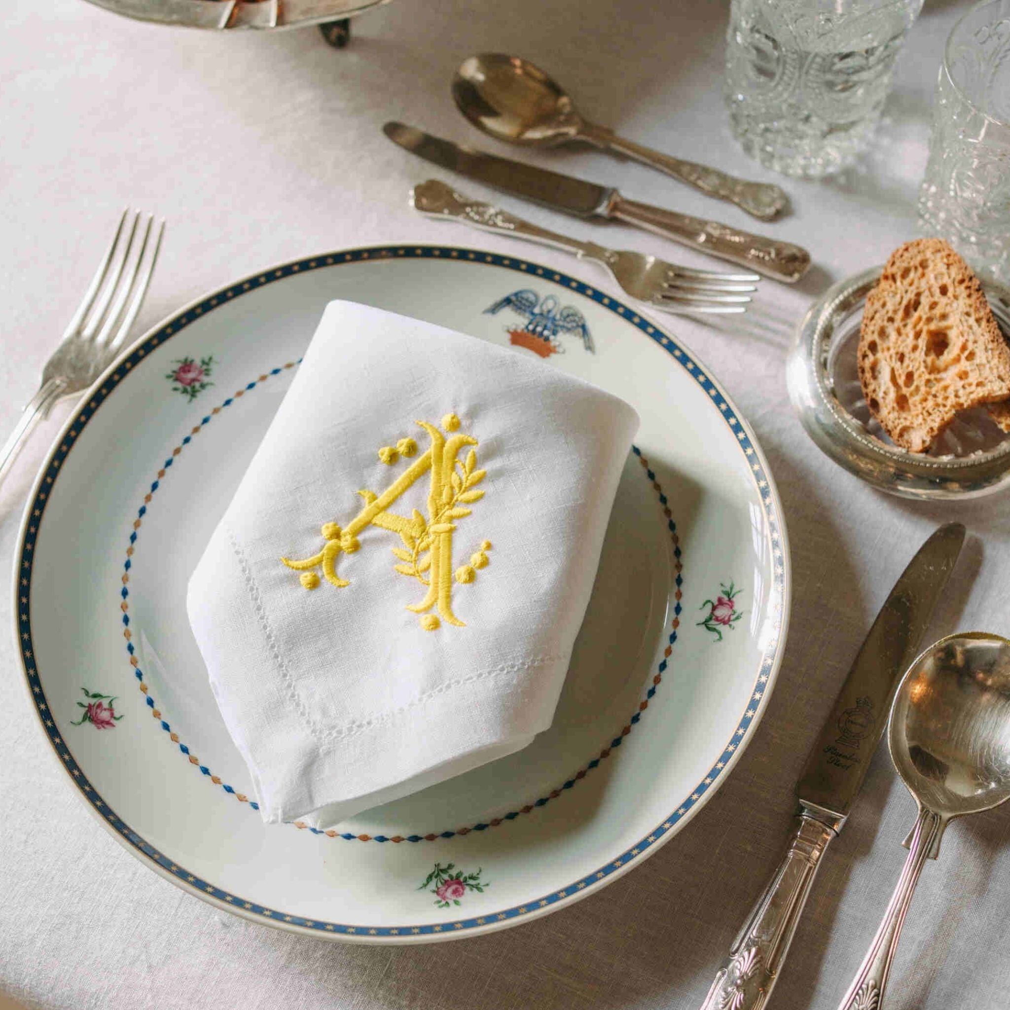 Mafra cotton letter embroidery napkins - Torres Novas