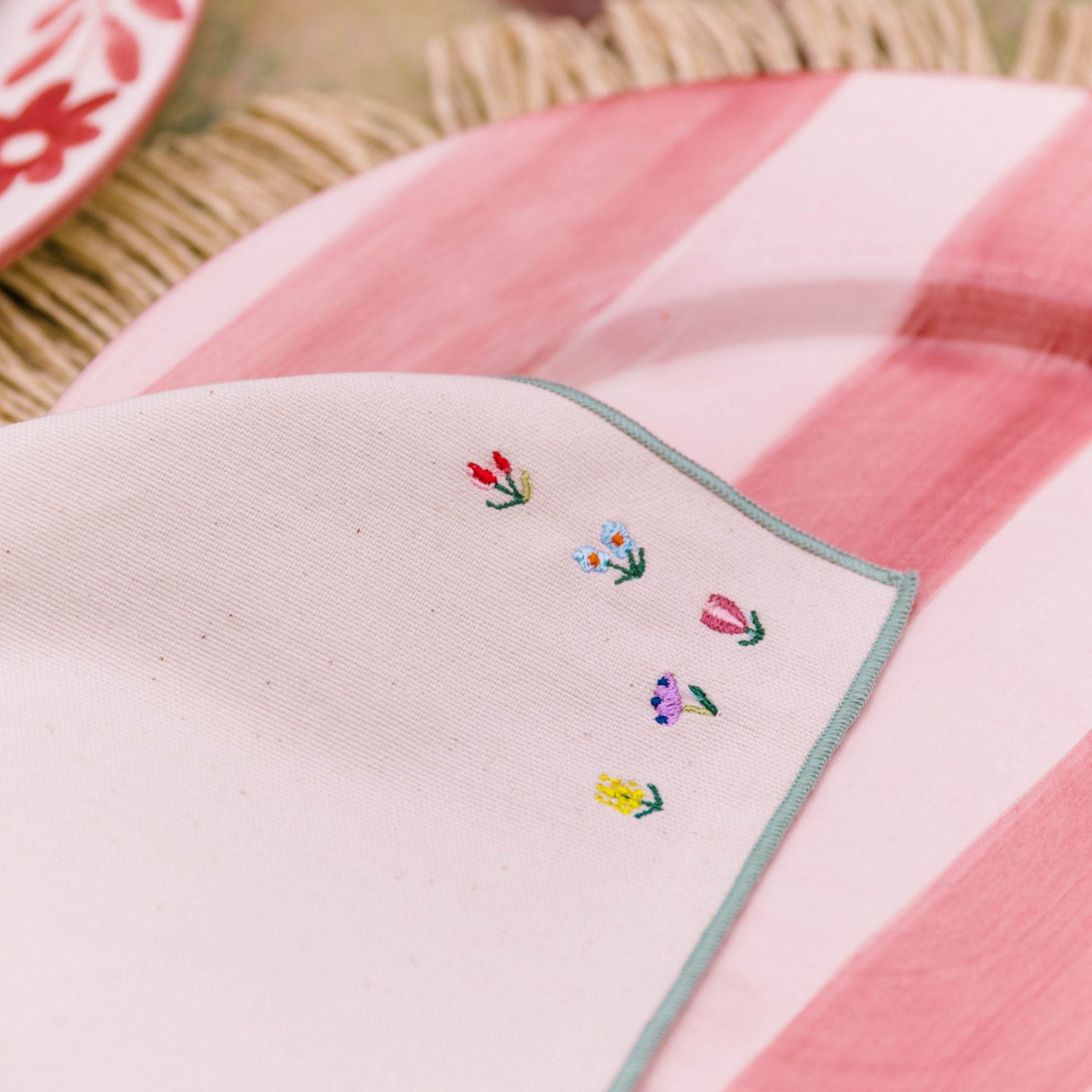 Nazaré ecru napkins with flower embroidery (POS) - Torres Novas