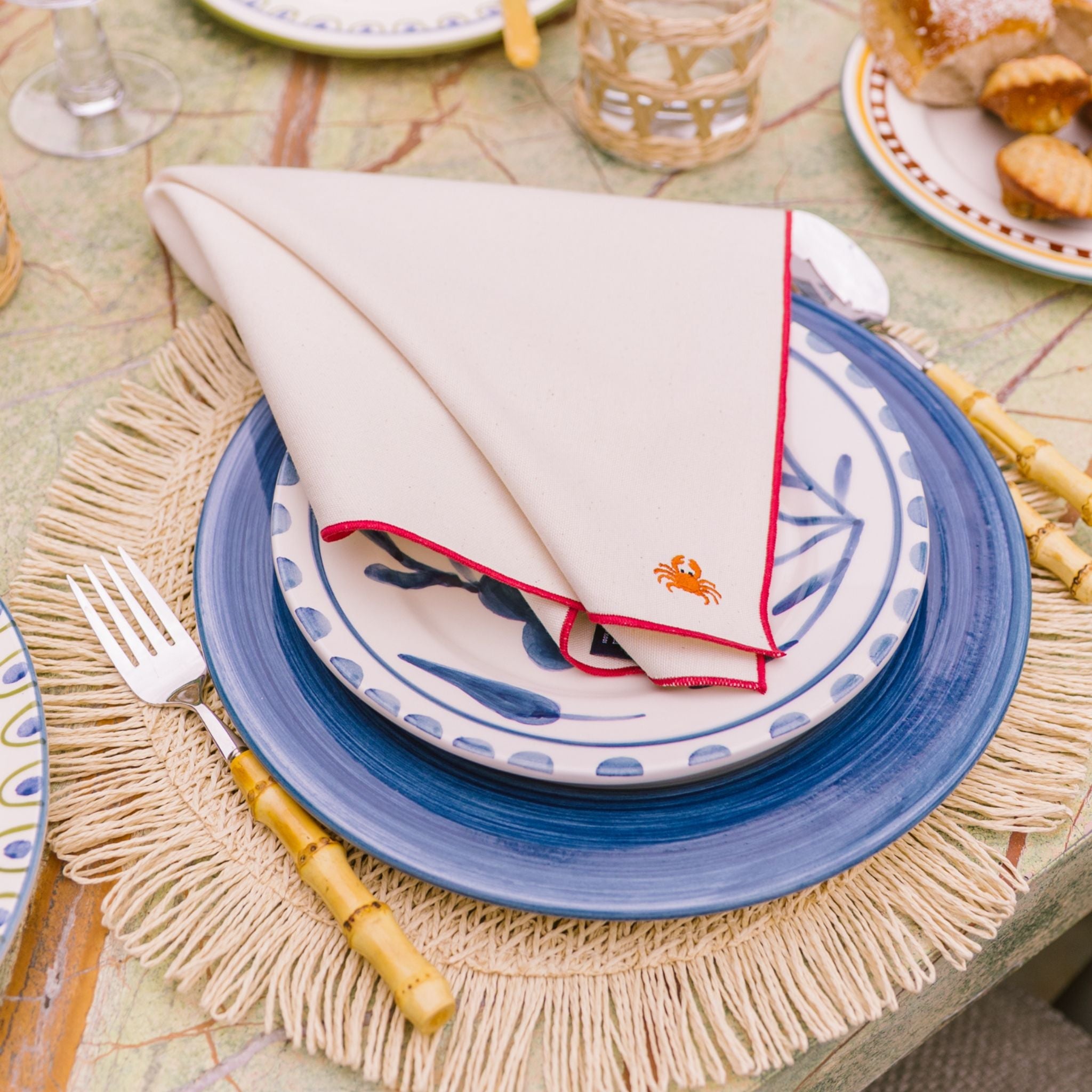 Ecru Nazaré napkins with summer embroidery - Torres Novas