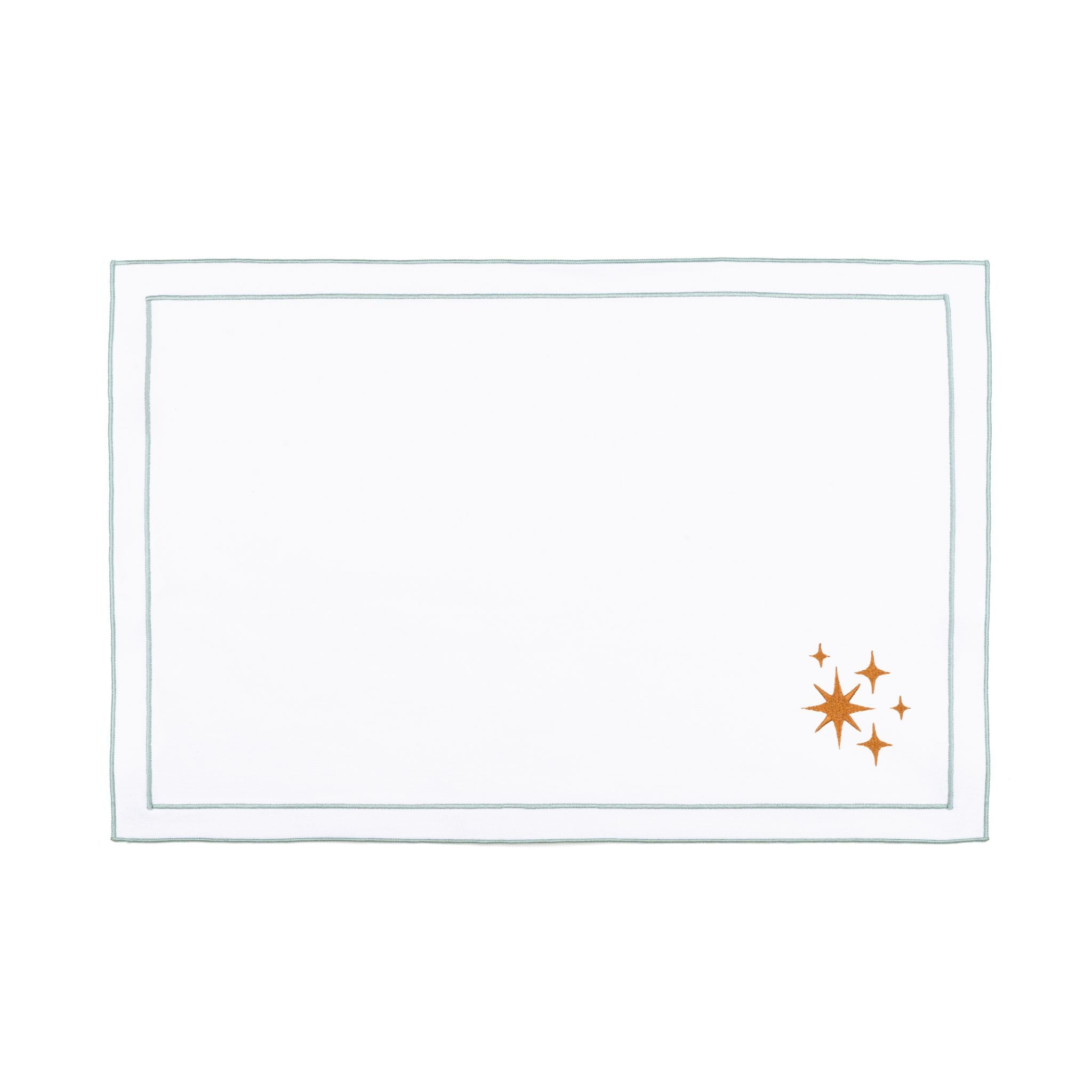 Nazaré white cotton table linen with embroidered small Christmas motifs