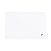 Nazaré white cotton table linen with embroidered small Christmas motifs