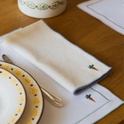 Nazaré white cotton table linen with embroidered Easter motifs