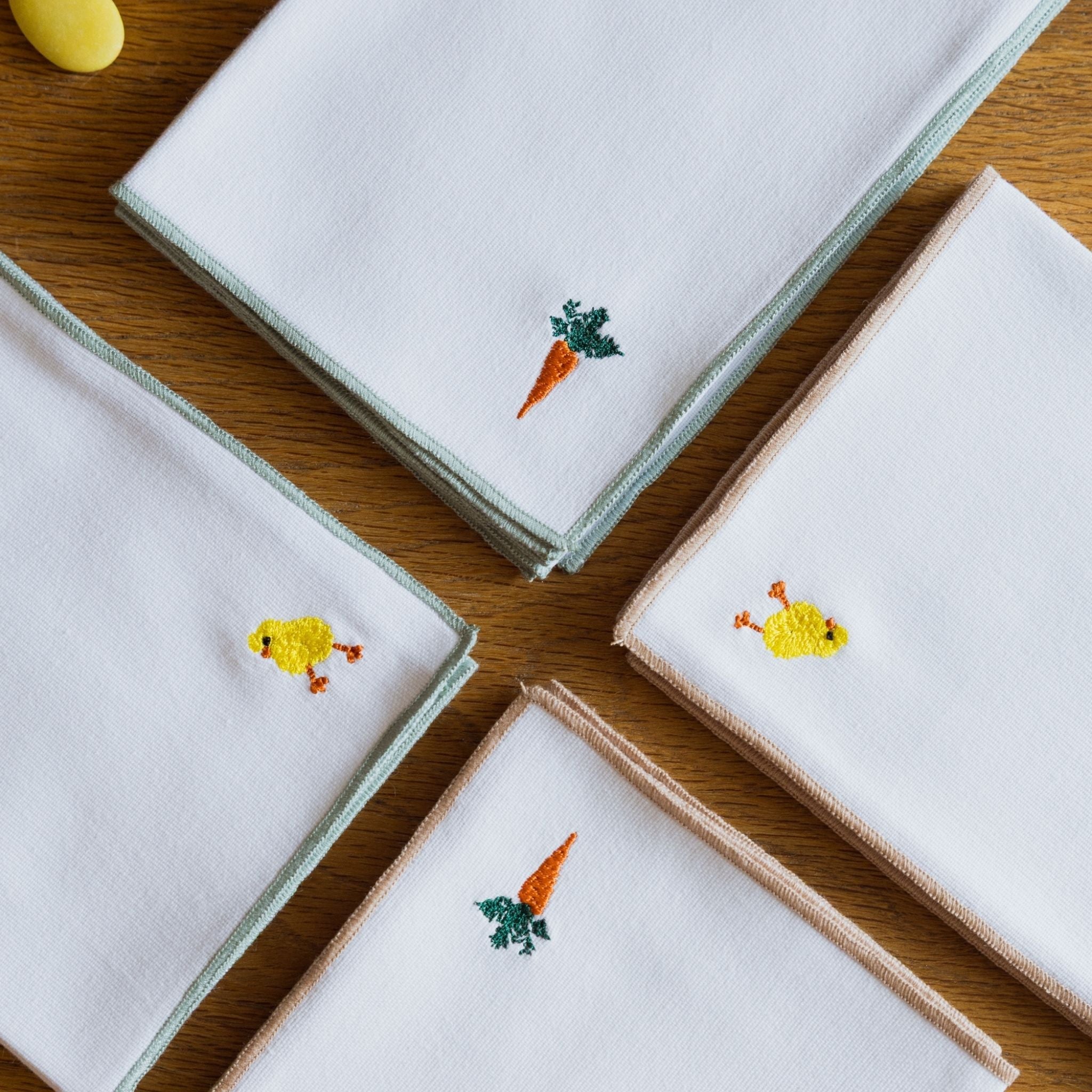 torres-novas-table-nazare-white-napkin-embroidery-easter-mix-lifestyle-3.jpg